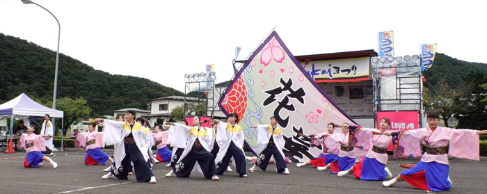 よさこい衣装 2018神谷花華1